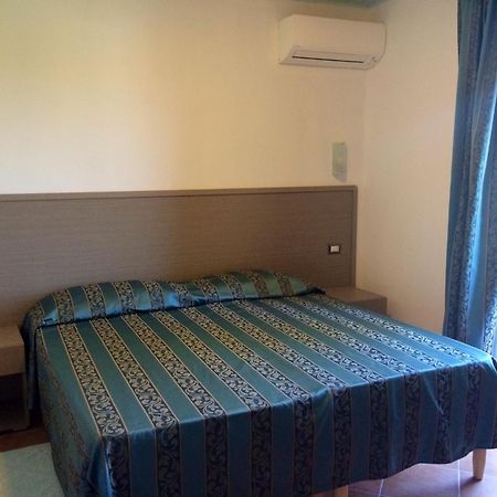 Il Castello Hotel Villaputzu Kamer foto