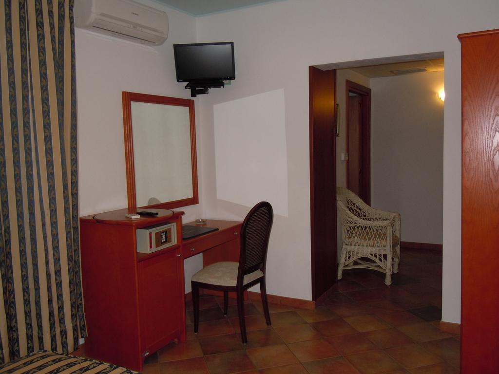 Il Castello Hotel Villaputzu Kamer foto